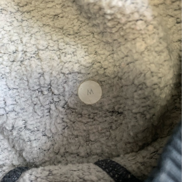 Men’s M Heathered Gray Lululemon Crewneck - Picture 7 of 9